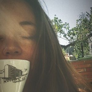 Meet your Posher, Holly